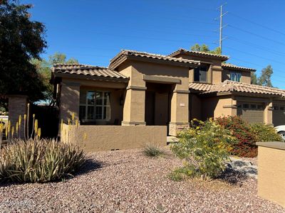 2700 E YELLOWSTONE Place