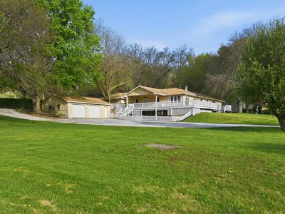 228 Hubbard Rd
