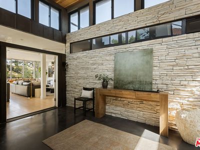 454 Stassi Ln