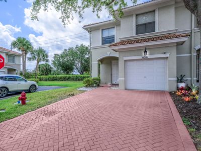 6081 Seminole Gardens Circle