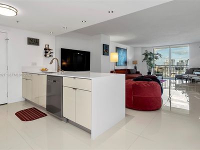 9055 SW 73rd Ct APT 1205