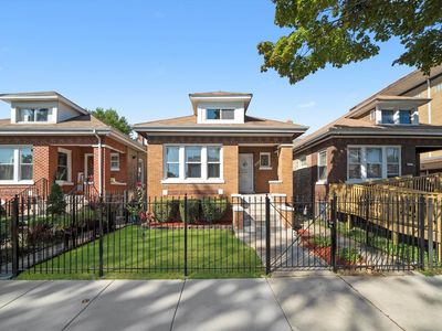 6424 S Washtenaw Ave