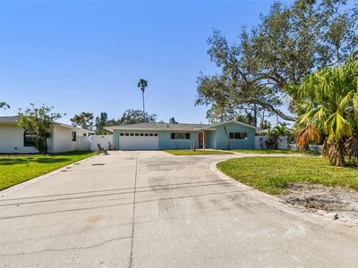 5050 Venetian Blvd NE