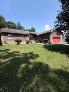 215 Back 9 Dr