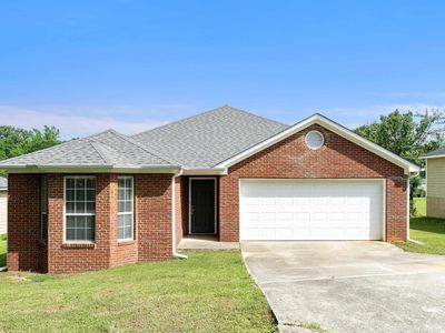 6708 Lakes Edge Ln