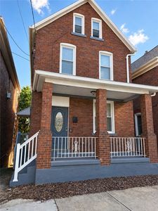 141 3rd Ave
