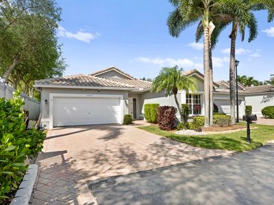 10303 Utopia Circle N