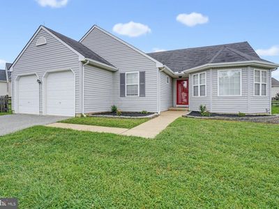 122 W Flagstone Dr