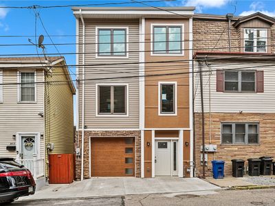 3439 Denny St