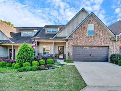 819 Asheton Commons Ln