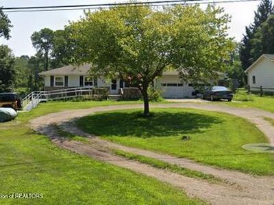 2202 N Eifert Rd