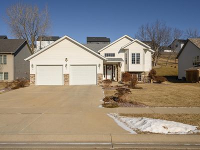 4773 White Pine Dr NW