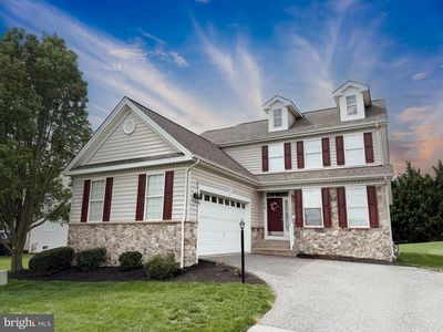 219 Thunder Gulch Cir