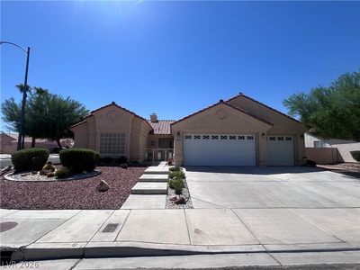 4805 Crimson Glory Ln
