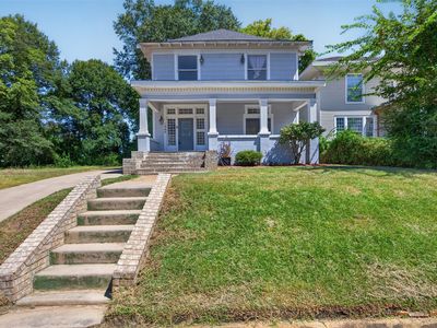 1042 Sheridan Ave