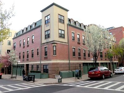 125 Boerum Pl APT 3B