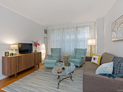 300 Mamaroneck Avenue #315
