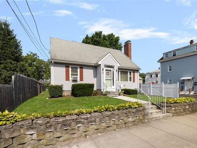 28 Lincoln Ave
