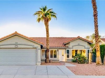 7857 Cliffs Edge Cir