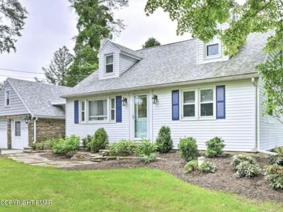121 Alger Ave
