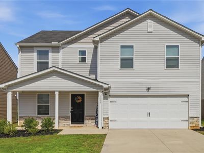 Property at 1047 Dobson Meadows Dr, Greer, SC