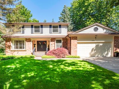 3363 Yellowstone Dr