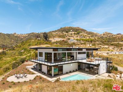 2165 E Little Las Flores Rd