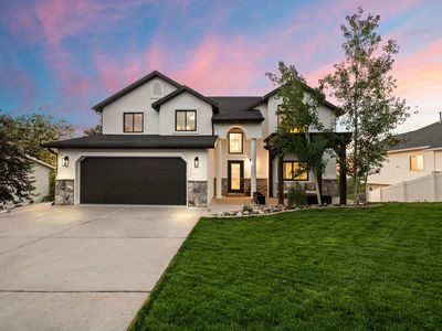 143 N Valley View Dr