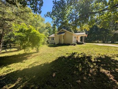 93 Richardson Corner Rd