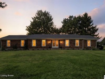 Property at 161 Lombardy Dr, Cecilia, KY