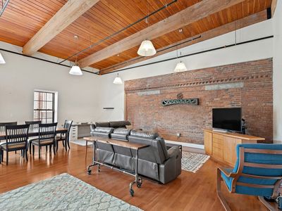 4 Powder Mill Sq #107