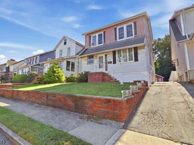 28 Perry St