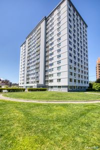 1 Strawberry Hill Avenue #7D