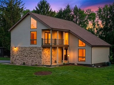 1893 McClellandtown Rd