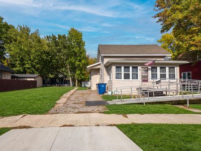 1010 2nd Ave N