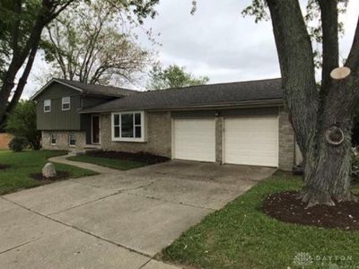 1791 E David Rd