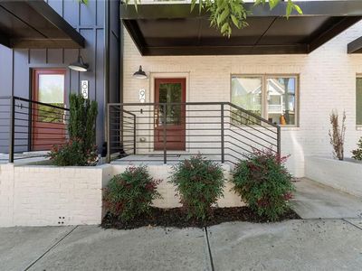 90 Mayson Ave NE