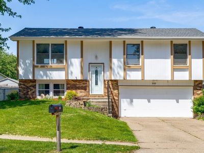 Property at 500 NW Norton Cir, Grimes, IA