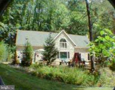 1832 Fernglen Dr