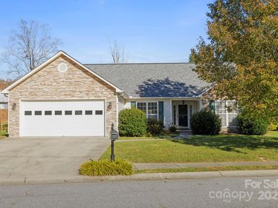 24 Meadow Pathway Dr