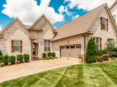 392 Arrow Ct