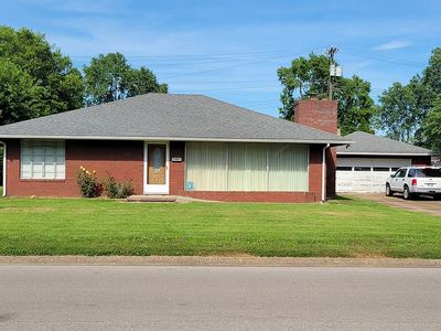 2015 Mayfair Ave