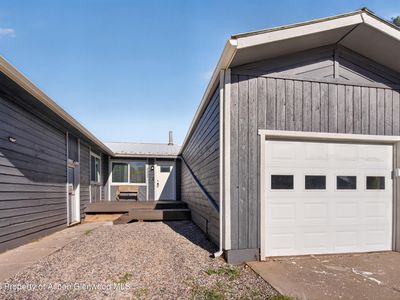2432 West Ave