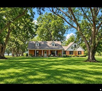 4435 Black Bayou Rd