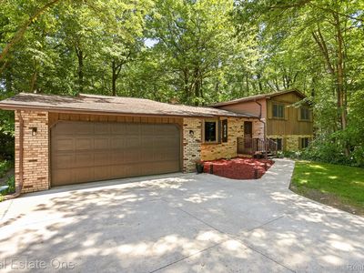 6218 Sturgeon Creek Pkwy
