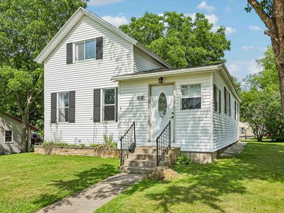 602 Cedar St