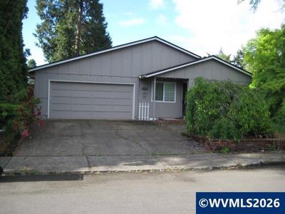 4254 Snoopy Ct NE