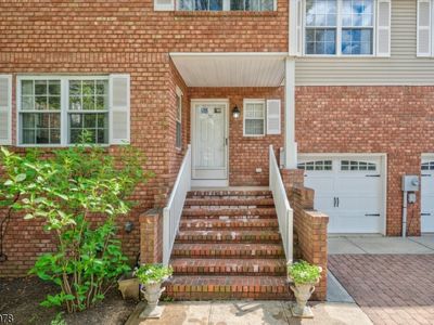 37 Berkeley Sq #37