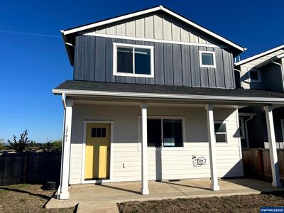 1761 SE Jonathan Ave