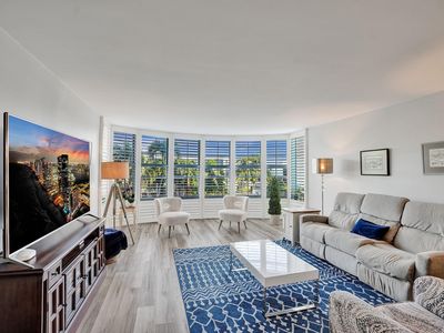 3051 NE 48th Street #205